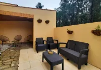 Smiling Places - Guest House in Labruge Hotels in Labruge