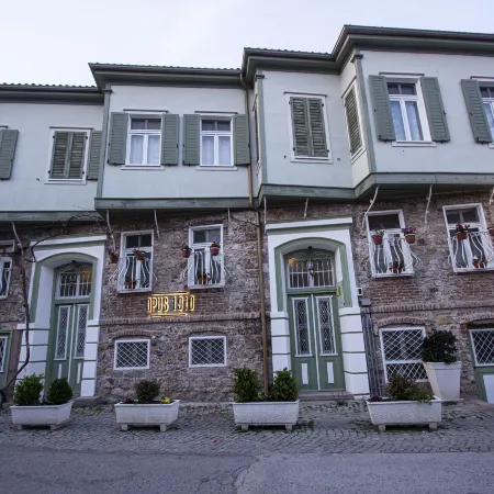 Opus 1910 Otel