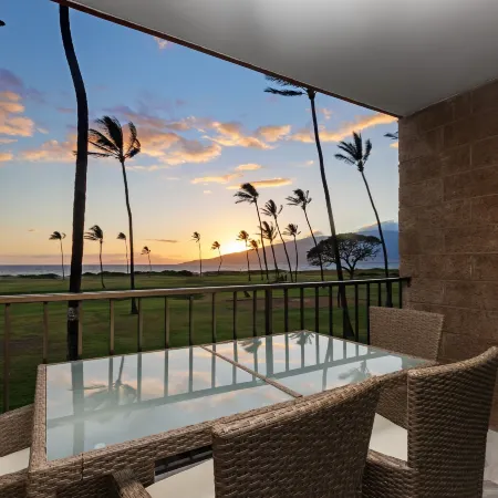 Modern & Elegant Oceanfront Vistas