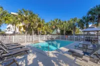Cottages of Romeo Beach Unit 1 Các khách sạn ở Bãi biển Gulf Shores