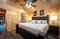 Downtown Spacious Wooden Cabin Location View Peace