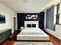 Escape to 2bd Apt with great Location! Hotels in 