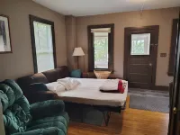 3-bedroom home on the river 10 min. from town also have identical1817617 ID #