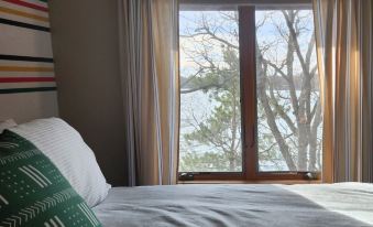 LakePlace Bed & Breakfast