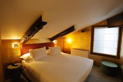 艾都法娜裡飯店