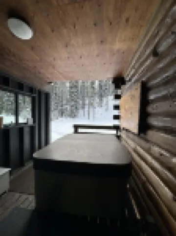 Base Camp to Yellowstone and the Beartooth Pass Hotels in Cooke City