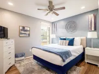 Luxurious & Cozy 6Bed Gem ~ Heated Pool ~Fire Pit ~ Bar & Game Room ~ Downtown