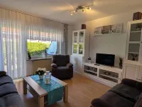 Quietly located vacation home near the beach & harbor in Carolinensiel - WLAN+pets Hotels in Carolinensiel
