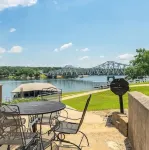 Smith Lake Condo with Pool 3bd/2bath