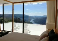 Modern house with fantastic views over the River and the Serra do Gerês