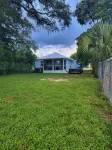 Cozy Cottage with large backyard! Mins from beach Hotels near Sunrise Shopping Center