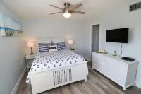 Charming Beach Condo (recently remodeled