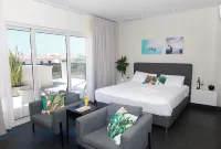 Palapa Suite # 5, walk to Eagle Beach Hotels near Aruba Oasis Eagle Beach Ocean Front