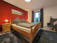 Stylish and cozy holiday home in Klais with terrace and garden, near MIttenwald.