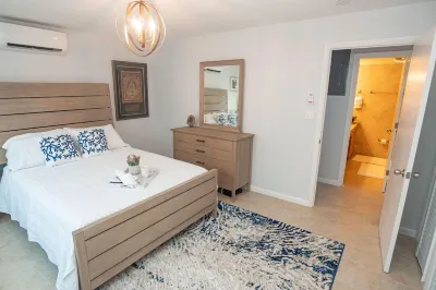 1BR/1BA New Oceanside Condo