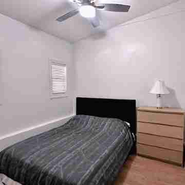 The warm and lovely coach home with 3 bedrooms Rooms