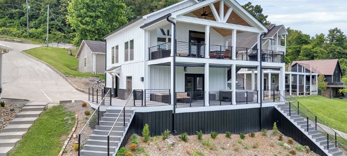Mountain Lake Retreat w/ Concrete Walkway w/ Kayaks Hotels in Union County