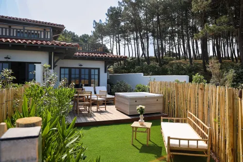Résidence les Suites Pereire Hotels in Аркашон