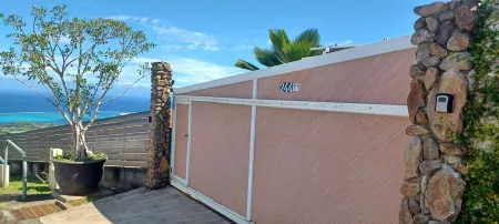 Accommodation Tahiti Punaauia Confort with Swimming Pool