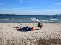 Beautiful holidayhouse with seaview and wellness area - Beach
