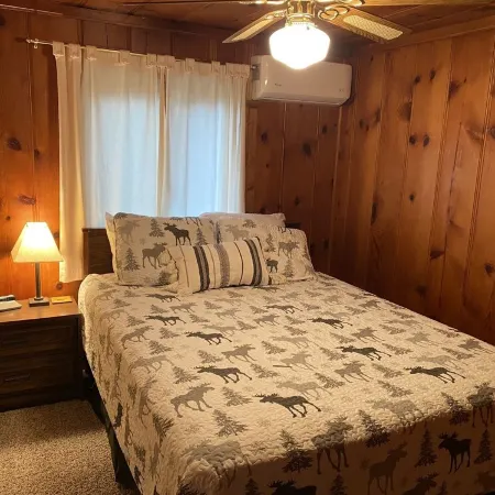 Crosslake Family Lake Retreat + Guest Cabin - Sleeps 13 - Dock - Minutes to Town