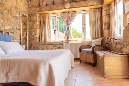 Beautiful Family Villa With Heated Swimming Pool And Stunning Sea/Mountain View