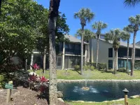 Ocean Gallery-Spacious Ground Floor Big Sur-lagoon view, only steps to the beach