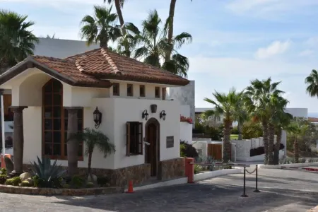 Sea Sand & Style ...