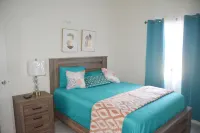 Modern Gem w/free parking on premises Hotels near Tear Drop Blue Pond