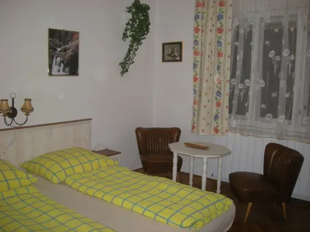 Haus Jeremias Therme - Apartment for 4 people, with balcony Отели в г. Залакарош