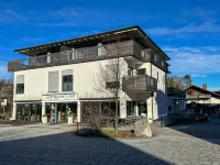 The Sunset Club Nesselwang Chalets 2
