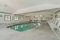 Lovely 1br Condo with indoor outdoor pool walkable to Perkins Cove and town!