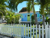 Lit's Keywest Home - Near the Beach, Marina, & More!
