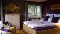 Holiday home complex Hilkenberg: House 3 with fireplace and. wild and romantic garden Hotels in Bodenfelde