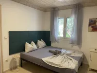 Top holiday home private pool by the sea with private garden for single use - 3-Star