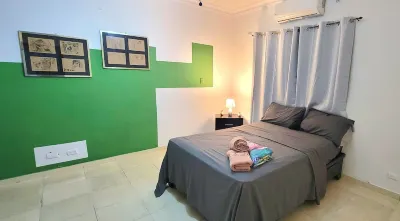 Spacious 2BR/2Baths wifi and Private Pool Hoteles en 