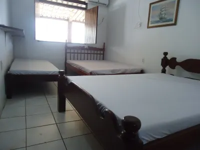 COMFORTABLE SPACIOUS HOUSE, 3 BEDROOMS 1 SUITE, LARGE BALCONY WITH SWIMMING POOL ,.