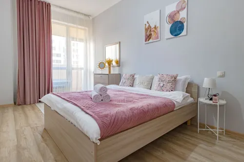 Apartment next to Expo.