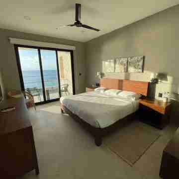 Oceanview Luxury Beachfront Apartment Rooms
