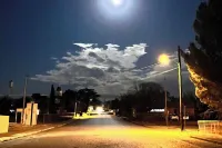 Tumble West Marfa - Charming & Comfortable 2-Bed, 2-Bath