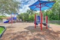 Sunny Florida Escape w/ Patio, Grill & Fire Pit! - Condos