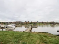 溪流旅館 Havenstreet and Ashey住宿飯店
