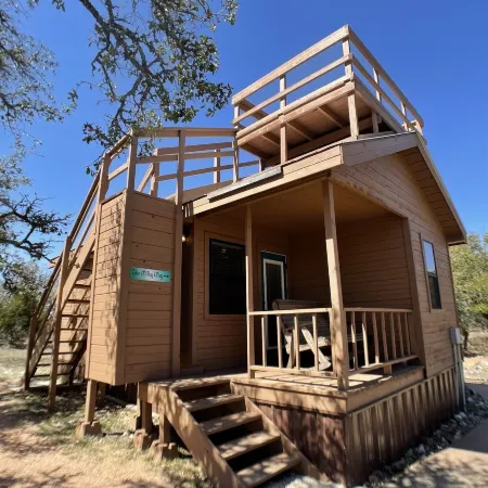 Walnut Canyon Cabins