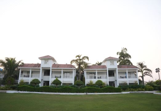 로즈 흐림 악샤라 리조트 객실