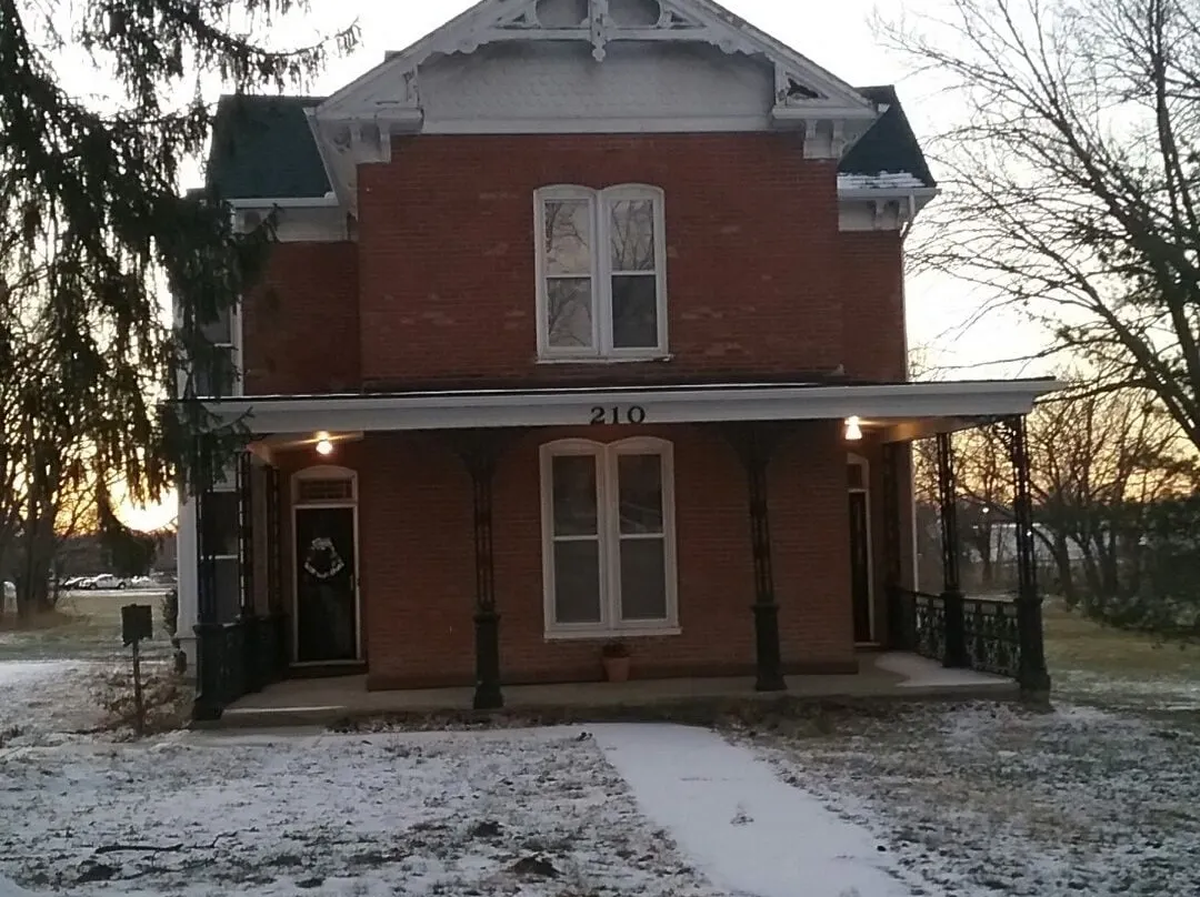 Smithville Historical Museum And Inn - Missouri