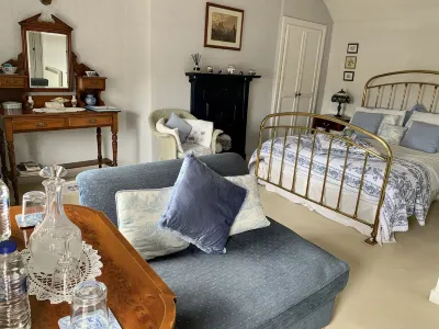 Castle View Guest House
