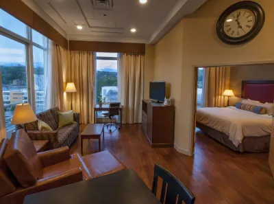 Hotel Ithaca Hotel in zona Lambda Chi Alpha