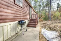 Fire Pit: Family-friendly Cabin in Gillett! - WiFi