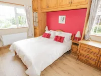 Clodagh's Cottage Hotels near Ballymote Town Park