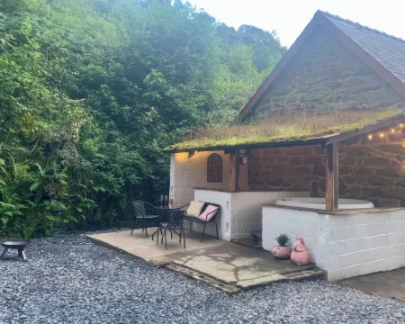 Ysgubor Craig Y Gronfa Hotels in Machynlleth